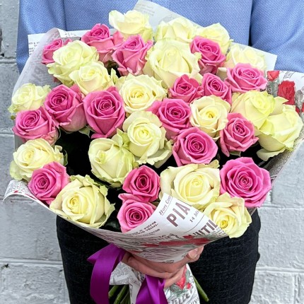 Букет "Розалита" из белых и розовых роз - заказать с доставкой в по Томску