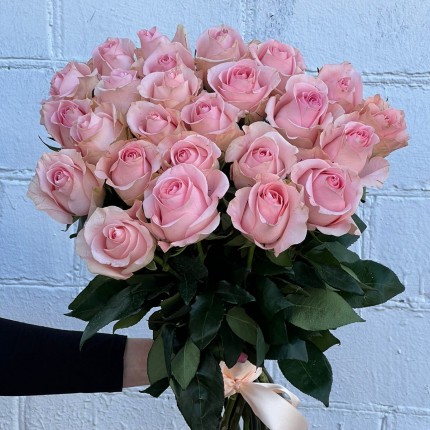 Букет из нежных розовых роз - купить с доставкой в по Томску